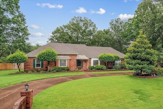 2964 Country Place Dr W, Collierville, TN 38017