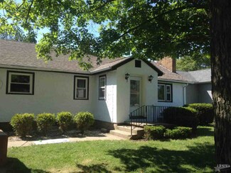 601 W Whitley St, Churubusco, IN 46723