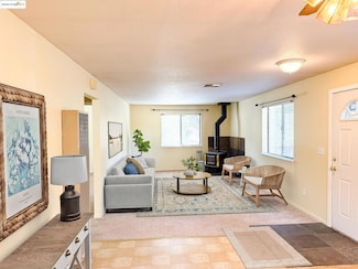 20767 Ferretti Rd, Groveland, CA 95321