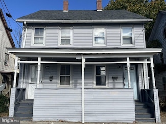 98 Thompson St, Salem, NJ 08079