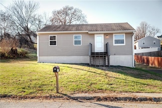 1109 Oak St, Atchison, KS 66002