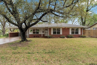 128 Oak Grove Dr, Sulphur Springs, TX 75482