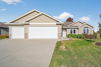 1107 NE Williamsburg Dr, Ankeny, IA 50021