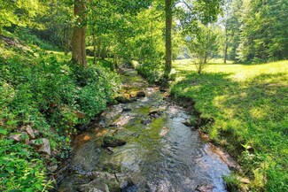 605 Owl Creek Rd, Hiawassee, GA 30546