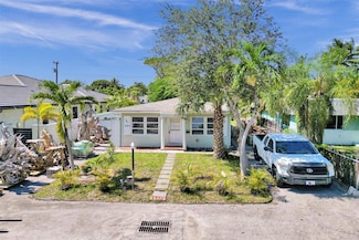 325 NE 21st St, Wilton Manors, FL 33305