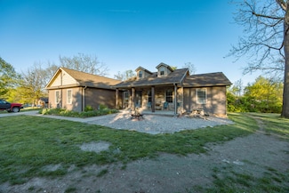 224 E 19th St, Paris, KY 40361