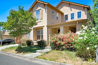1577 Jainine St, Santa Rosa, CA 95403