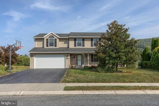 69 Edgemont Ln, Newmanstown, PA 17073