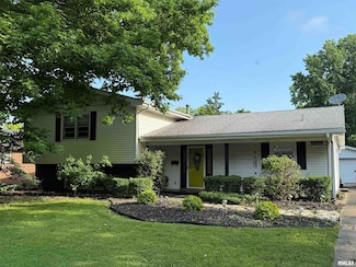 2221 Fairway Dr, Springfield, IL 62704