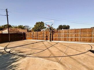 431 Creekside Ln, Allen, TX 75002