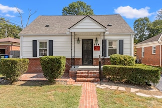 114 Pin Oak Dr, Lexington, KY 40503