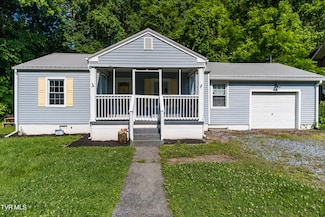 147 Taylor Ave, Elizabethton, TN 37643