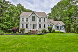 21 Ganley Dr, Salem, NH 03079