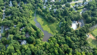 405 Shrewsbury Ln, Matthews, NC 28105