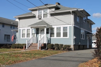 52 Mill Rd, Morris Plains, NJ 07950