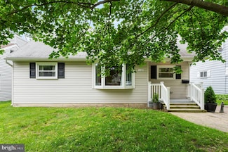122 Glenwood Ave, Merchantville, NJ 08109