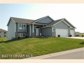 1480 1480 River Bluff Rd E, Mazeppa, MN 55956