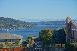 76 S Sunnycrest Rd, Seattle, WA 98178