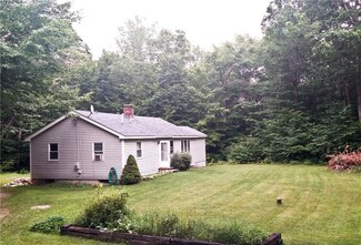 2294 Old Augusta Rd, Waldoboro, ME 04572