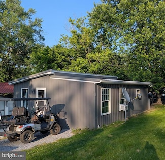 Block 11 Lot 11 Hot Springs Ave, Falling Waters, WV 25419