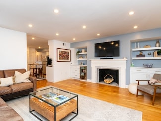 66 High St Unit 2, Boston, MA 02129