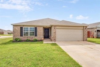 1016 N Deer Court Way, Mustang, OK 73064
