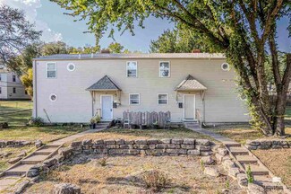 60 Riley Manor Cir, Junction City, KS 66441