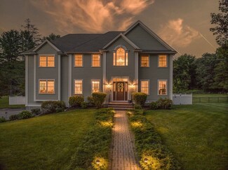 4 Hillcrest Rd, Bedford, MA 01730