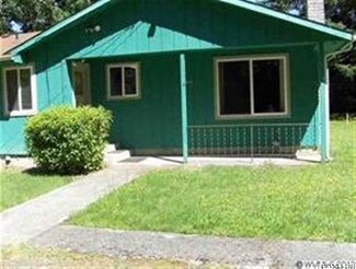49050 SE Fairview St, Mill City, OR 97360