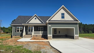 25 Sanders Farm Dr, Smithfield, NC 27577