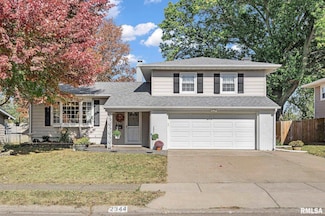 2344 W Rusholme St, Davenport, IA 52804