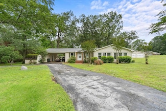 975 Buchanan Peninsula Rd, Cherokee, AL 35616