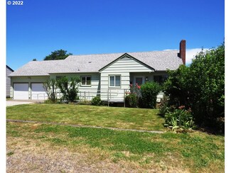 4043 Avalon St, Eugene, OR 97402