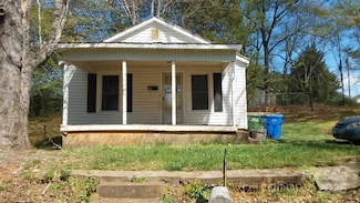 194 Hollins St, Spindale, NC 28160