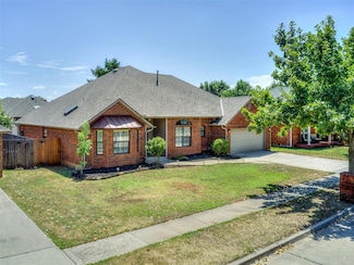 5212 Deerhurst Dr, Norman, OK 73072