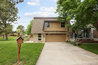 141 S Upham Ct, Lakewood, CO 80226