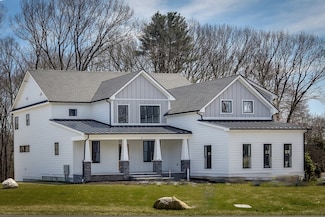 2 Emerald Dr, Hopkinton, MA 01748
