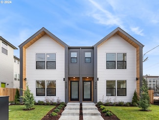 4368 N Gantenbein Ave Unit 3, Portland, OR 97217