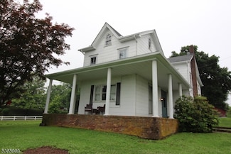 471 Milford Warren Glen Rd, Milford, NJ 08848