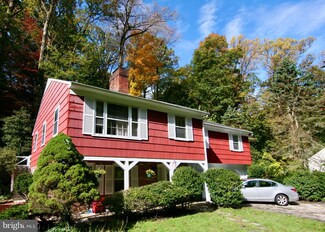 275 Vincent Rd, Paoli, PA 19301