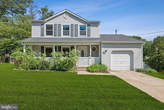 887 Davistown Rd, Blackwood, NJ 08012