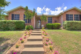 2744 Ingram Cir, Mesquite, TX 75181