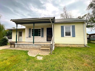 912 Kelly St, Carrollton, KY 41008