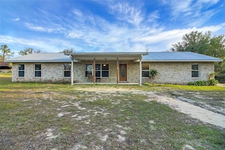 9236 County Road 48, Yalaha, FL 34797