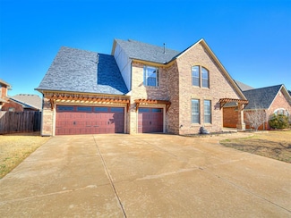 829 Erinova Dr, Yukon, OK 73099