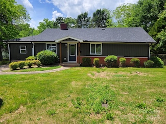 423 S Rhyne St, Dallas, NC 28034