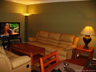 1330 W 54th St Unit 110C, Hialeah, FL 33012