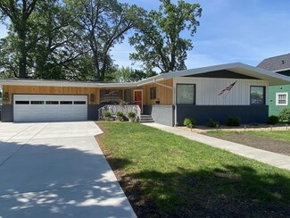 112 E Water St, Pontiac, IL 61764
