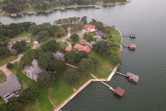 9021 Blue Diamond, Streetman, TX 75859
