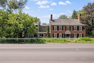 27 New Hampshire 25, Plymouth, NH 03264